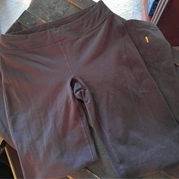 Lucy Brown Yoga Pants - Picture 1 of 3